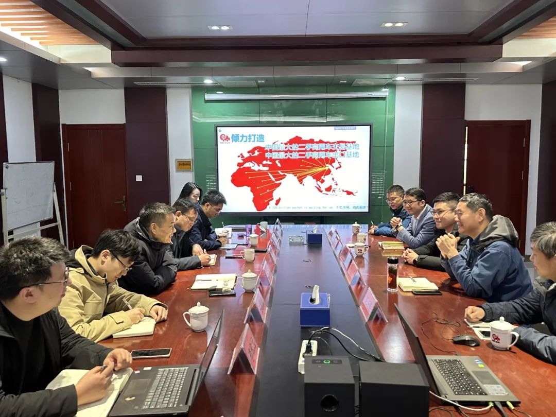 热烈欢迎东风商用车后市场事业部总经理刘翼一行莅临星空app官方站公司参观交流