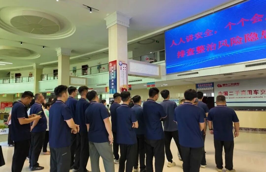 筑牢安全防线，防患未“燃”于未然｜星空app官方站二手车市场开展消防应急演练